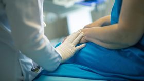 Cum a revoluționat tehnologia saltelelor antiescare îngrijirea pacienților